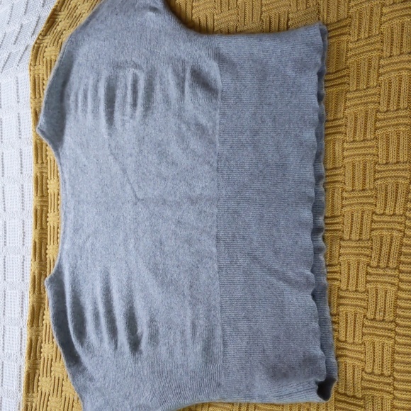 Grey Cashmere & silk dolman sweater - Picture 12 of 13